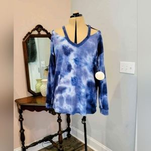 NEW 2X Cold Shoulder Waffle Pattern Top